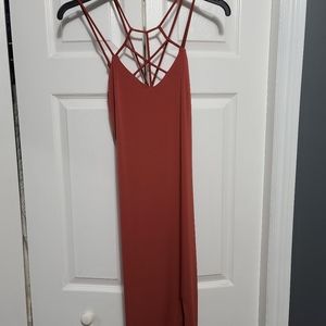 2/25$ 🛍 NWT Midi dress with slit